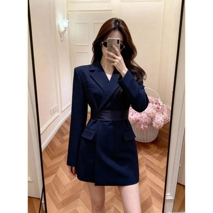 秋季新款巨好看的端庄美学穿搭蓝色翻领西装连衣裙重要场合的裙子