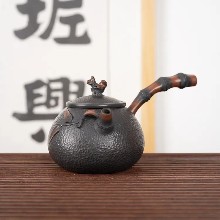 竹石侧把壶 300ml 广西坭兴陶全手工茶具