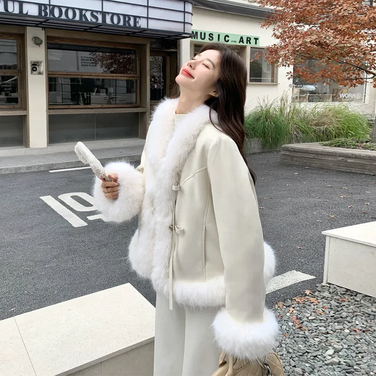 冬季氛围感千金风毛绒拼接羽绒服2025新品高级感优雅气质加厚外套