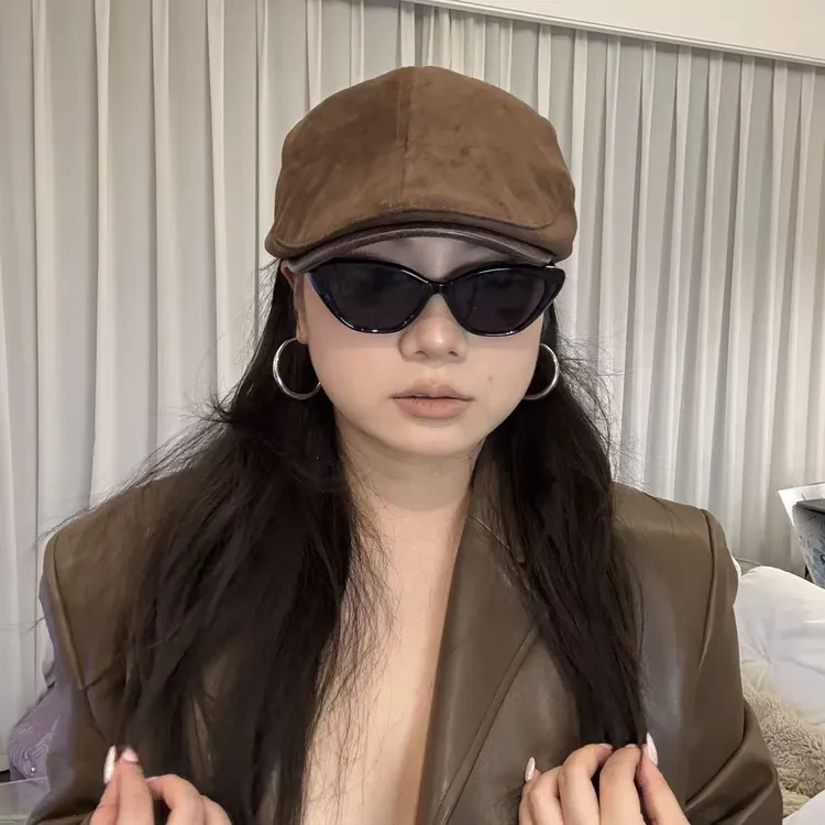 281韩版秋冬百搭女款复古灯芯绒前进帽