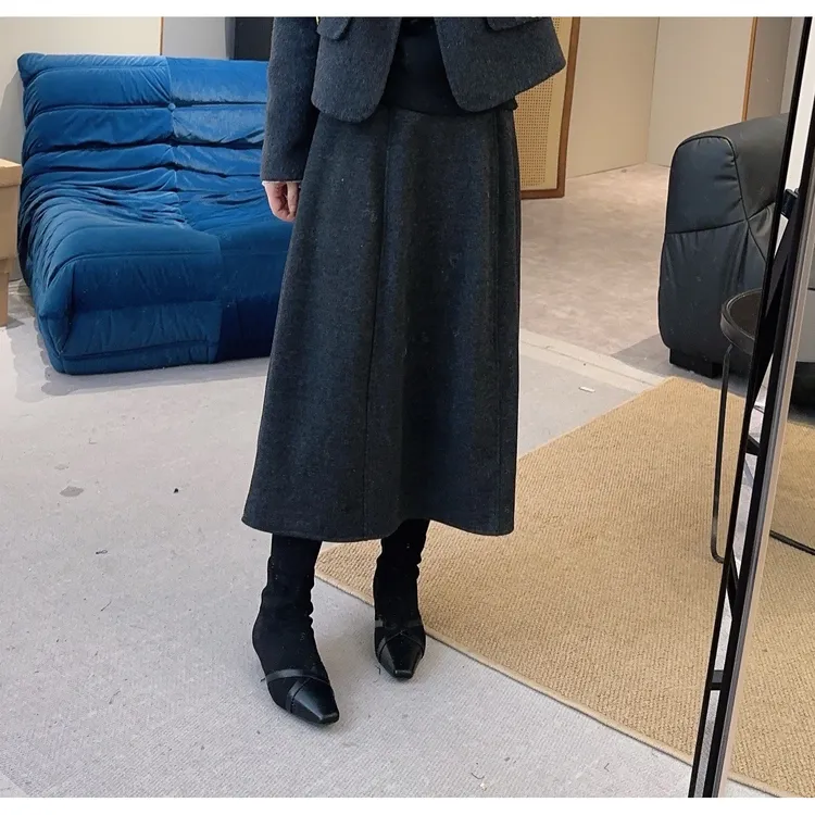 【欧加粒粒】松紧腰加绒压线显瘦灯笼半身裙垂顺百搭气质 Z25102313