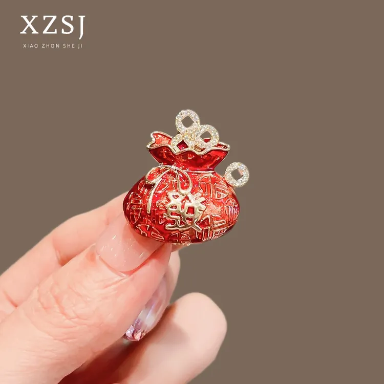 铜锆石胸针 新款国风发财胸花男女红色福袋别针创意大衣新年配饰