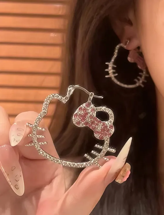 合金耳饰 时尚复古满钻KT银色耳圈女夸张耳饰可爱装饰配饰耳环