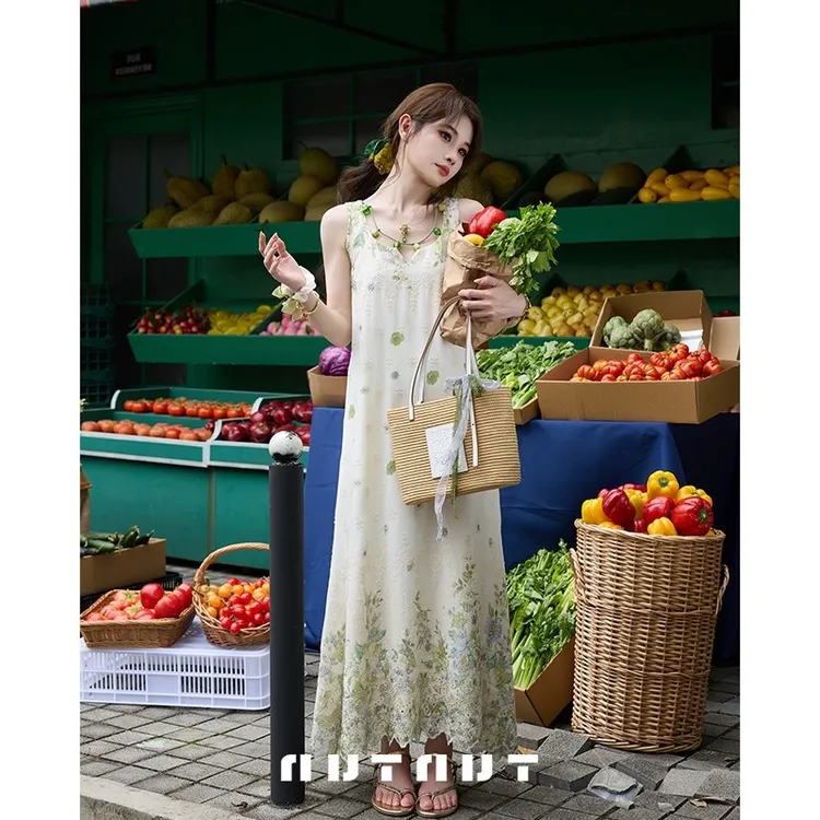 春夏草木之灵森系小清新 法式重工绣花串珠连衣裙蕾丝碎花显瘦