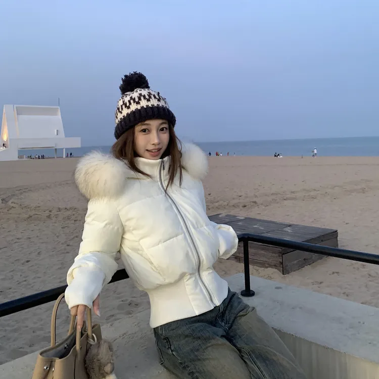 小海鸥白色大毛领羽绒服女短款2025冬季收腰显瘦保暖90白鸭绒外套