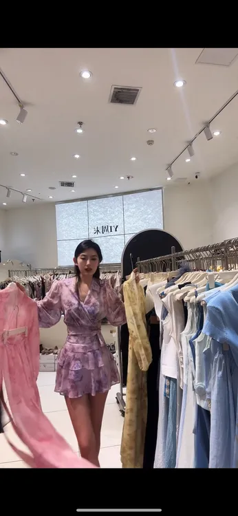 碎花套头荷叶裙泡泡袖V领连衣裙夏季碎花女士气质