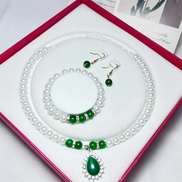 非金属仿珍珠吊坠 项链手链耳环贵妇三件套高档百搭女士绿色饰品