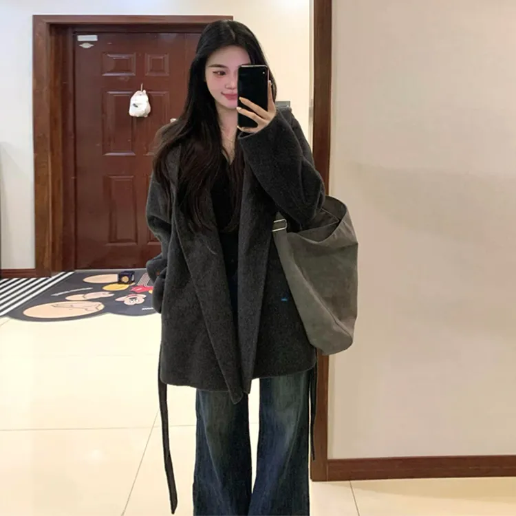 灰色连帽双面呢子大衣女秋冬新款气质毛呢外套小个子赫本风高级感