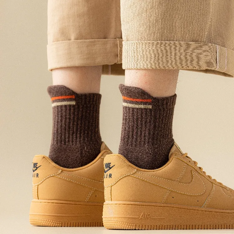 冬季中筒防臭吸汗保暖简约风男士中筒袜毛巾底条纹并线提耳高腰袜