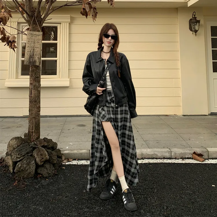法式黑色皮衣外套宽松百搭机车服上衣女不规则格纹半身长裙两件套
