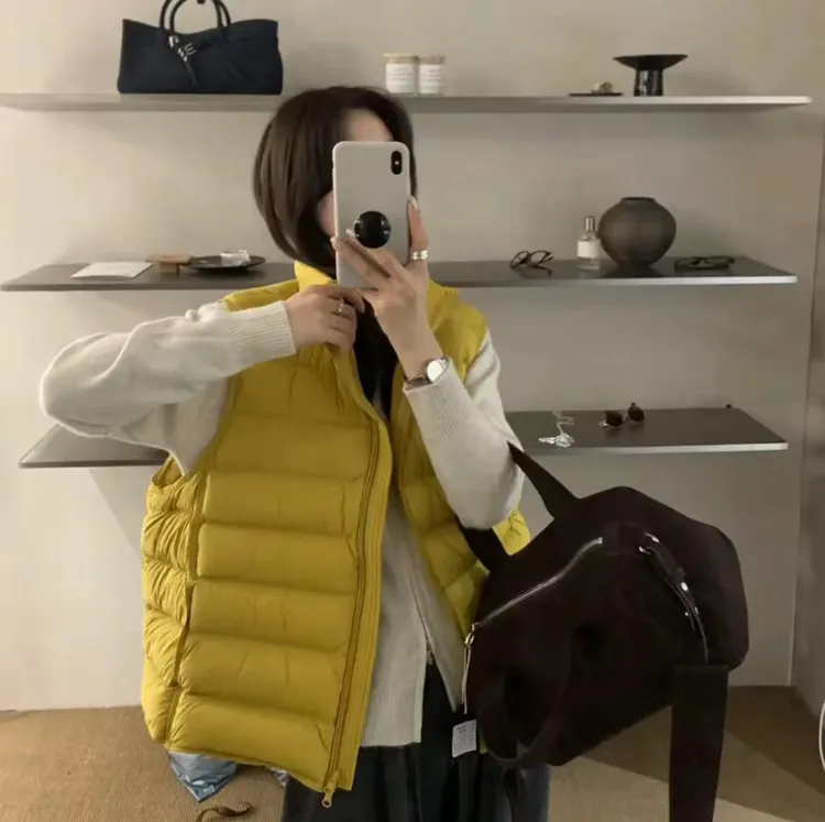 小七韩版排骨羽绒服马甲女2025爆款超好看90白鸭绒短款