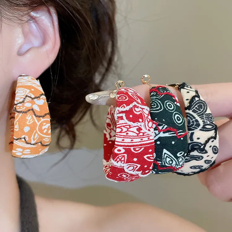 合金耳饰 银针布艺印花耳圈港风时尚简约耳环个性小众设计感耳饰