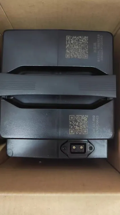 48v大容量可拆卸通用款足容锂电池适用于踏板电动车