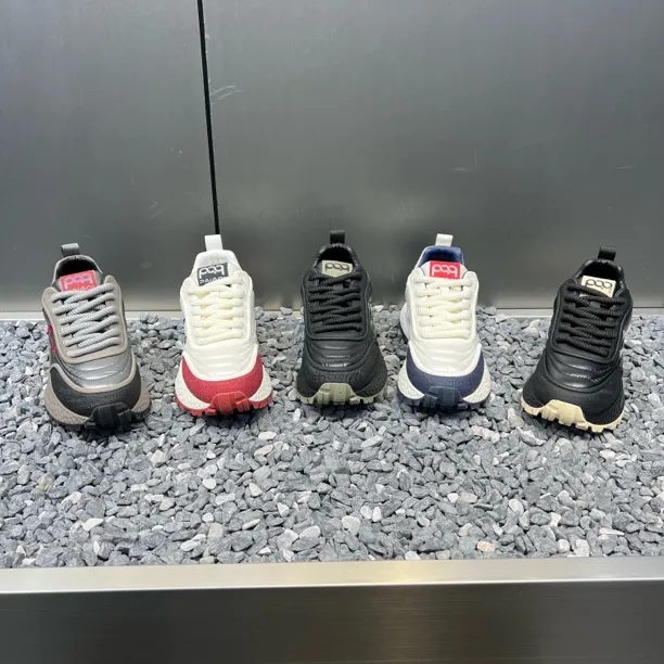 秋冬新款皮布拼接低帮舒适透气百搭时尚男款运动休闲潮鞋阿甘鞋