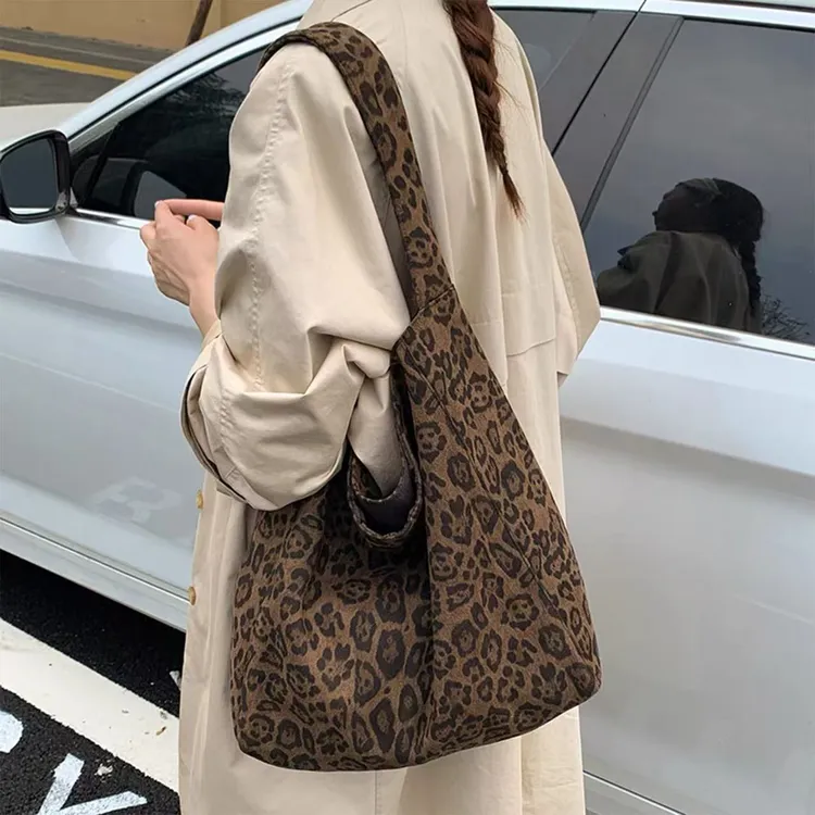 慵懒松弛感复古豹纹包包女2025新款大容量托特包秋冬通勤单肩大包