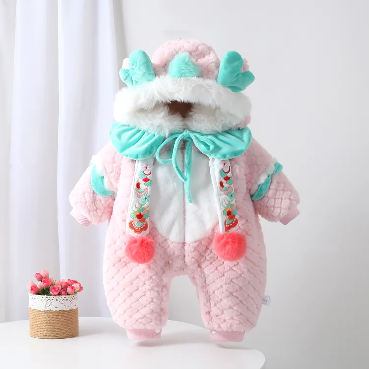 婴幼儿冬季新款粉色小龙人绒布棉哈衣宝宝外出服可爱保暖