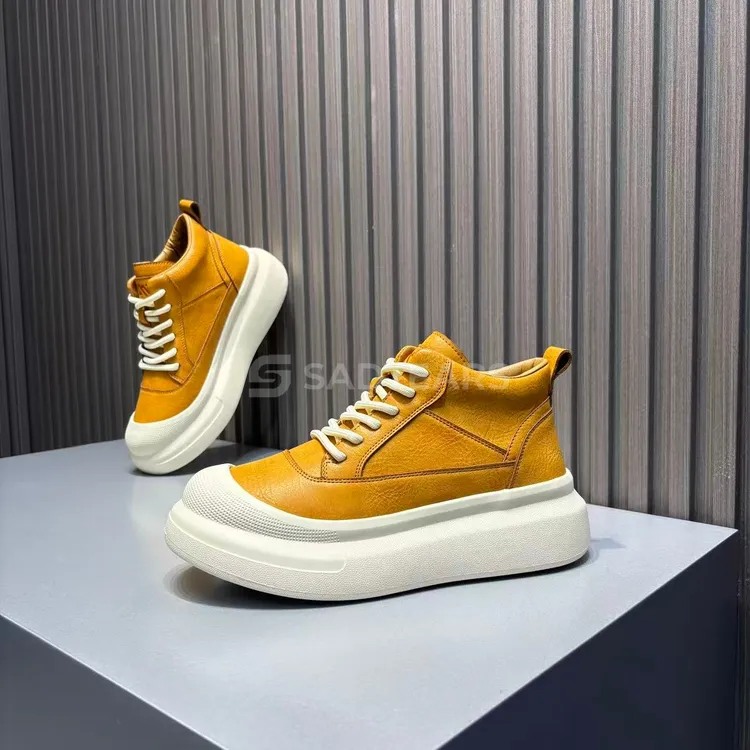 高端男鞋轻奢头层牛皮简约纯色潮鞋时尚百搭厚底增高运动休闲鞋男