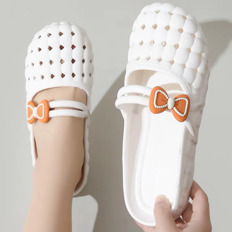 包头凉拖鞋女夏软底妈妈中老年家用外穿透气防滑平底凉鞋塑料半拖