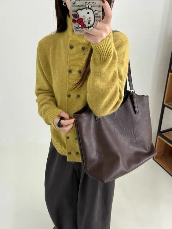 【FANFAN】重工双排扣立领气质款冬季慵懒风针织开衫毛衣上衣女