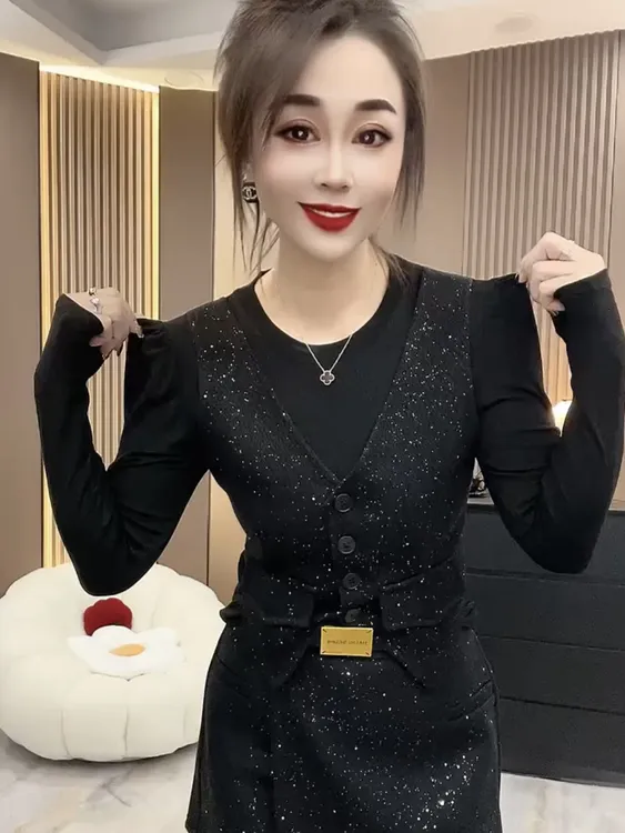 2024秋冬季内搭拼接马甲假两件洋气打底衫长袖T恤女网红气质显瘦