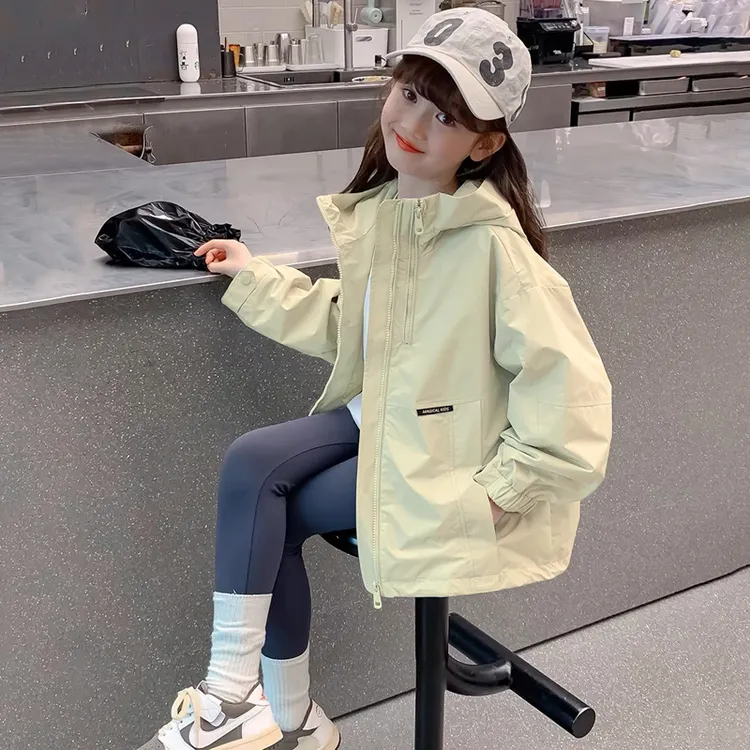 女童外套网红冲锋衣春秋款2025新款儿童秋装衣服洋气童装女孩上衣