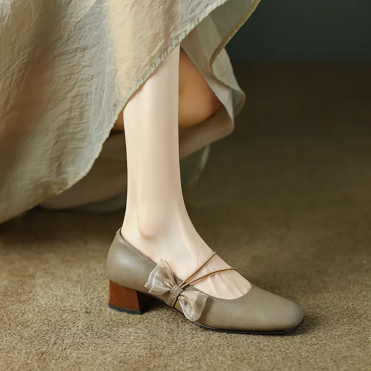 UHCK蝴蝶结复古玛丽珍鞋女春秋女鞋浅口豆豆鞋软底奶奶鞋粗跟单鞋