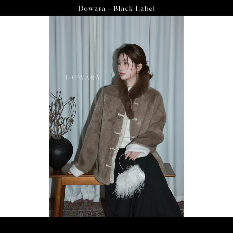 现货大婉酱黑标【东方暖域】新中式拼接高级感冬毛毛一体外套 2550D