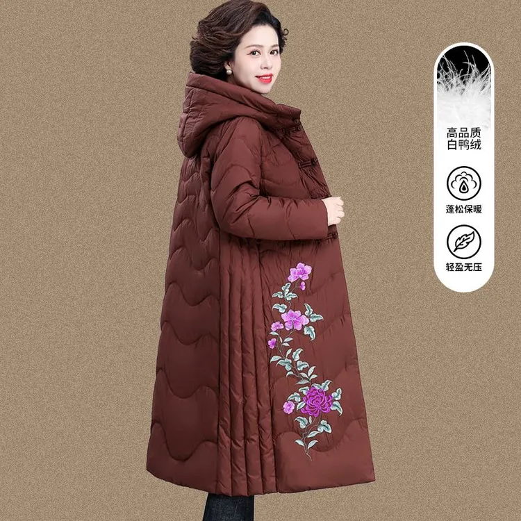 洋气妈妈绣花羽绒服女中长款2025冬季新中式高端宽松中老年人外套