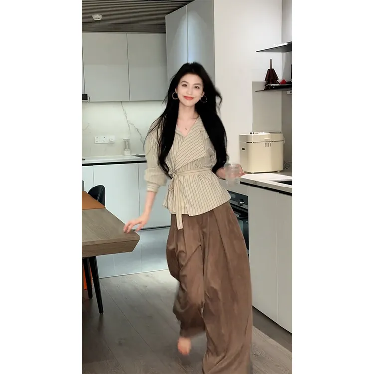 早秋穿搭一整套时尚韩系不规则收腰显瘦衬衫高腰阔腿裤气质两件套