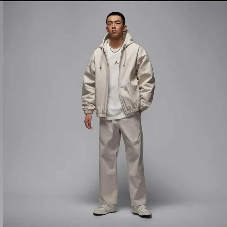 【滔搏联动】NIKE/耐克AJ男子米白时尚百搭连帽休闲外套 HV1849-104