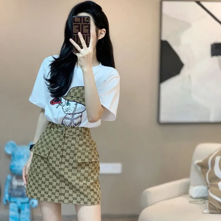 T恤+半身裙两件套2025夏新款港风复古chic时尚高腰包臀A字裙套装