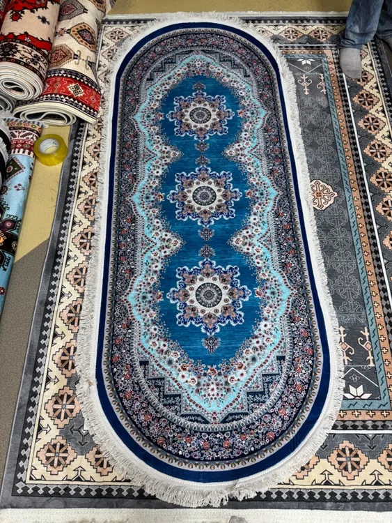 新疆民族风蓝黑色活动款天鹅绒地毯椭圆形餐厅阳台入户床边通用