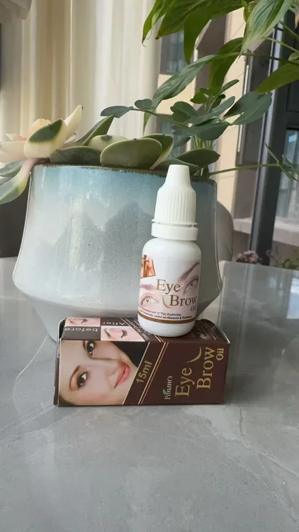 ​​（好物推荐）睫毛精华液