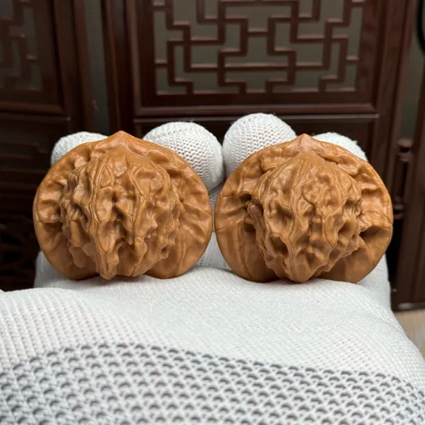 精选大耳图图，边43肚39高37，红皮骨质，宽边大耳粗楞，精配一物一图