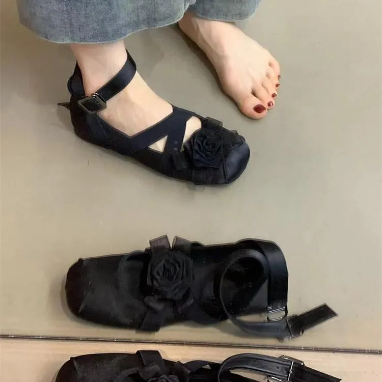 复古花朵圆头芭蕾舞鞋2025春季交叉绑带单鞋女浅口晚风温柔平底鞋
