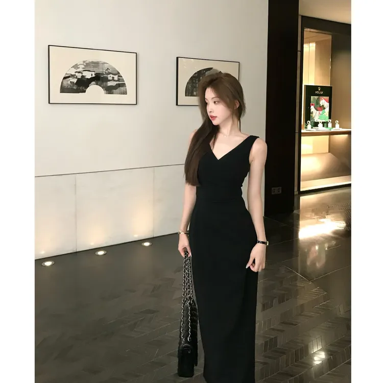 SZA【花甜约定】夏季新款时尚气质无袖V领褶皱收腰连衣裙A-1979