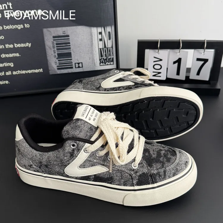 Foamsmile| 街头情侣拍照牛仔色痞帅秋冬青春潮流复古运动潮板鞋