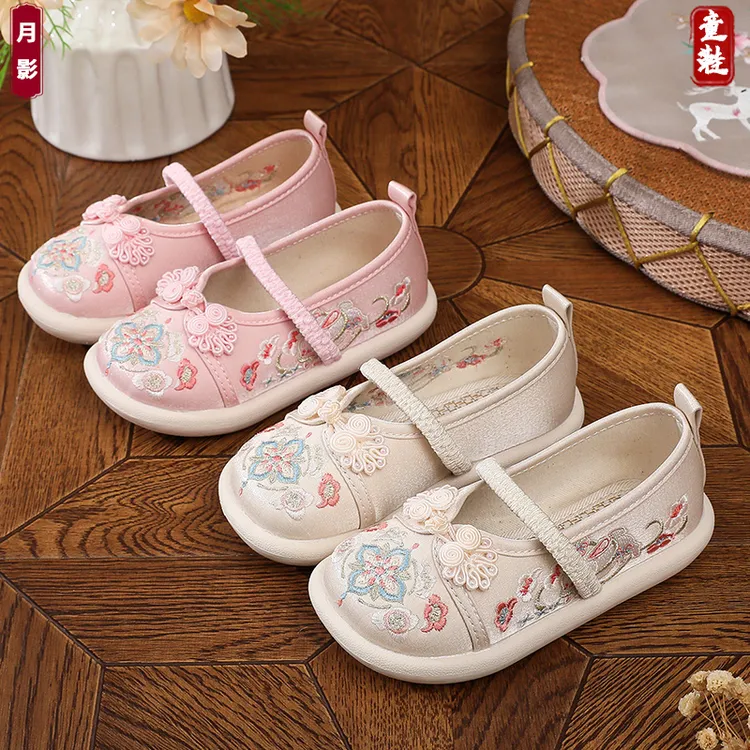汉服鞋女童春秋2025新款布鞋手工中式古风古装国风宝宝儿童绣花鞋