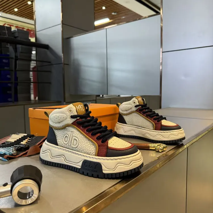 冬季新款男士厚底增高加绒保暖时尚潮流百搭拼色高帮休闲男鞋