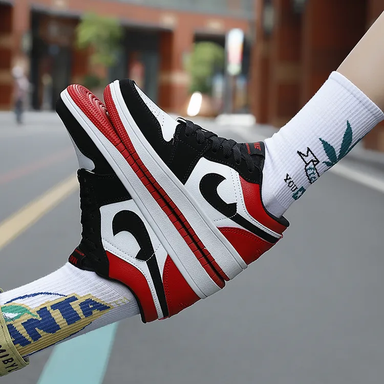 轻便防滑透气耐磨交叉绑带板鞋情侣潮流韩版学生男鞋