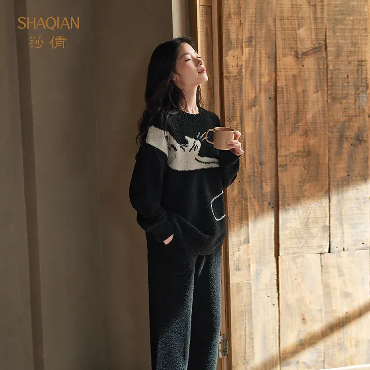 莎倩2025年秋冬新款半边绒睡衣女黑色保暖加厚珊瑚绒可外穿家居服