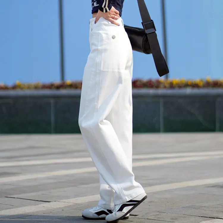 白色牛仔裤女2025年新款春秋女士宽松今年流行的白裤子阔腿弯刀裤
