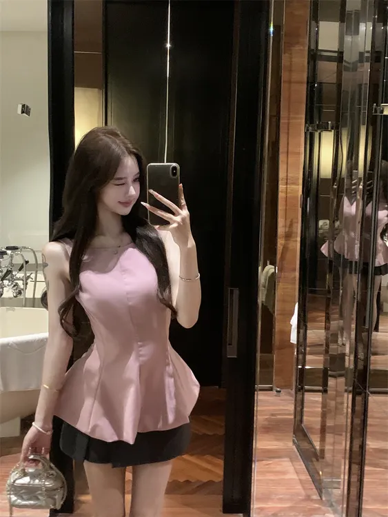 纯欲风气质性感露背无袖吊带背心粉色上衣高腰显瘦辣妹包臀短裙女