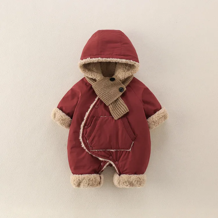 婴儿衣服冬季防风外套加厚保暖宝宝棉袄连体哈衣可爱外出服冬爬服