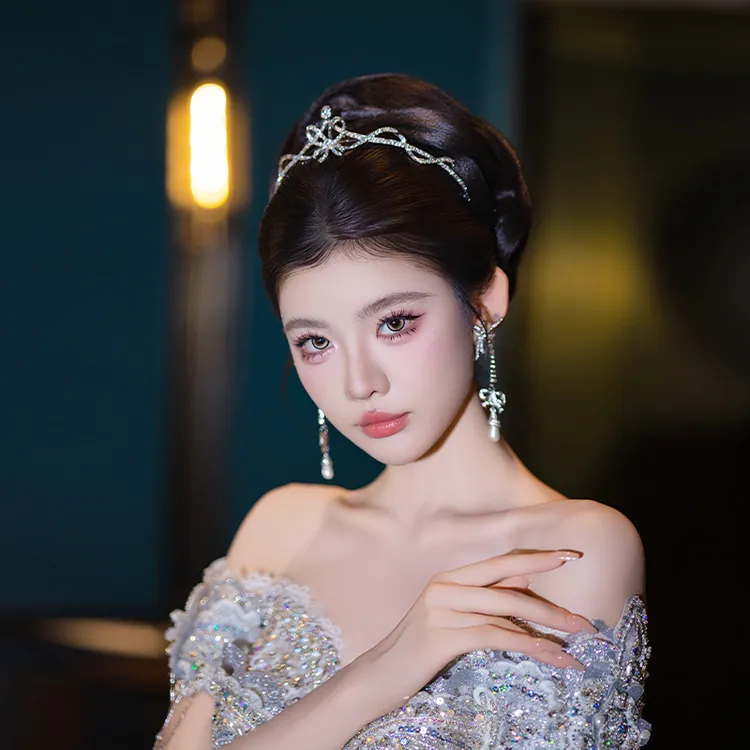 合金婚庆饰品 新娘简约蝴蝶气质皇冠闪亮婚礼舞会生日王冠MT0138T