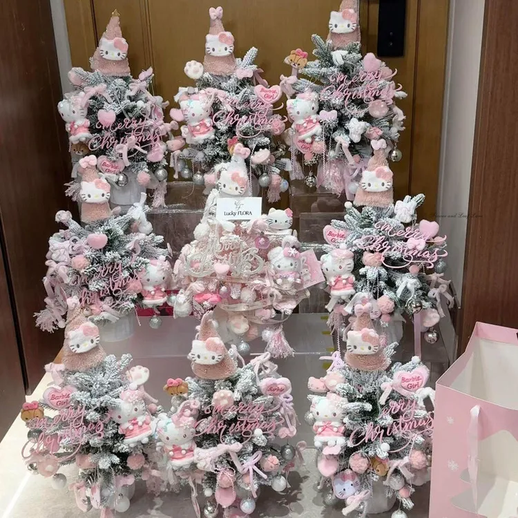 圣诞节kt玩偶成品圣诞树仿真诺贝松摆件圣诞树少女心礼物送女朋友