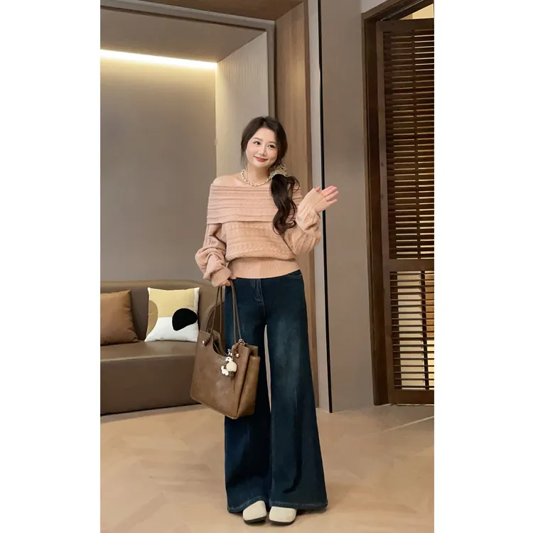 大萌萌秋冬时尚一字肩毛衣微喇阔腿牛仔裤微胖显瘦套装P225Z19671