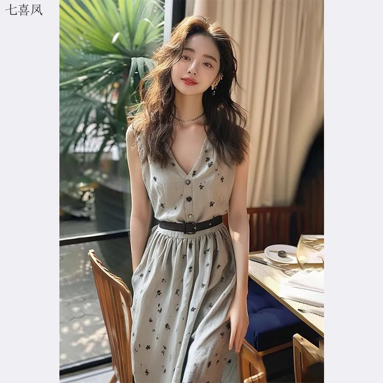 法式显瘦气质连衣裙夏季无袖高腰碎花长裙灰色设计师款优雅名媛风