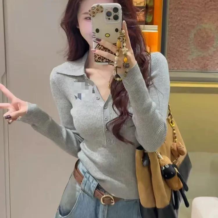 辣妹气质刺绣翻领长袖T恤女装秋季新款修身显瘦休闲百搭针织上衣