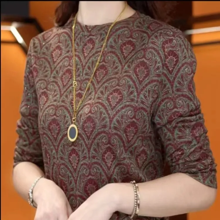 2025年秋季花色打底衫设计感百搭Q休闲减龄长袖上衣小个子宽松